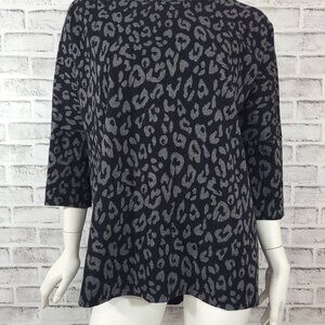 Shannon Passero Tunic Lightweight Sweatshirt Black Leopard Buttons Women's M